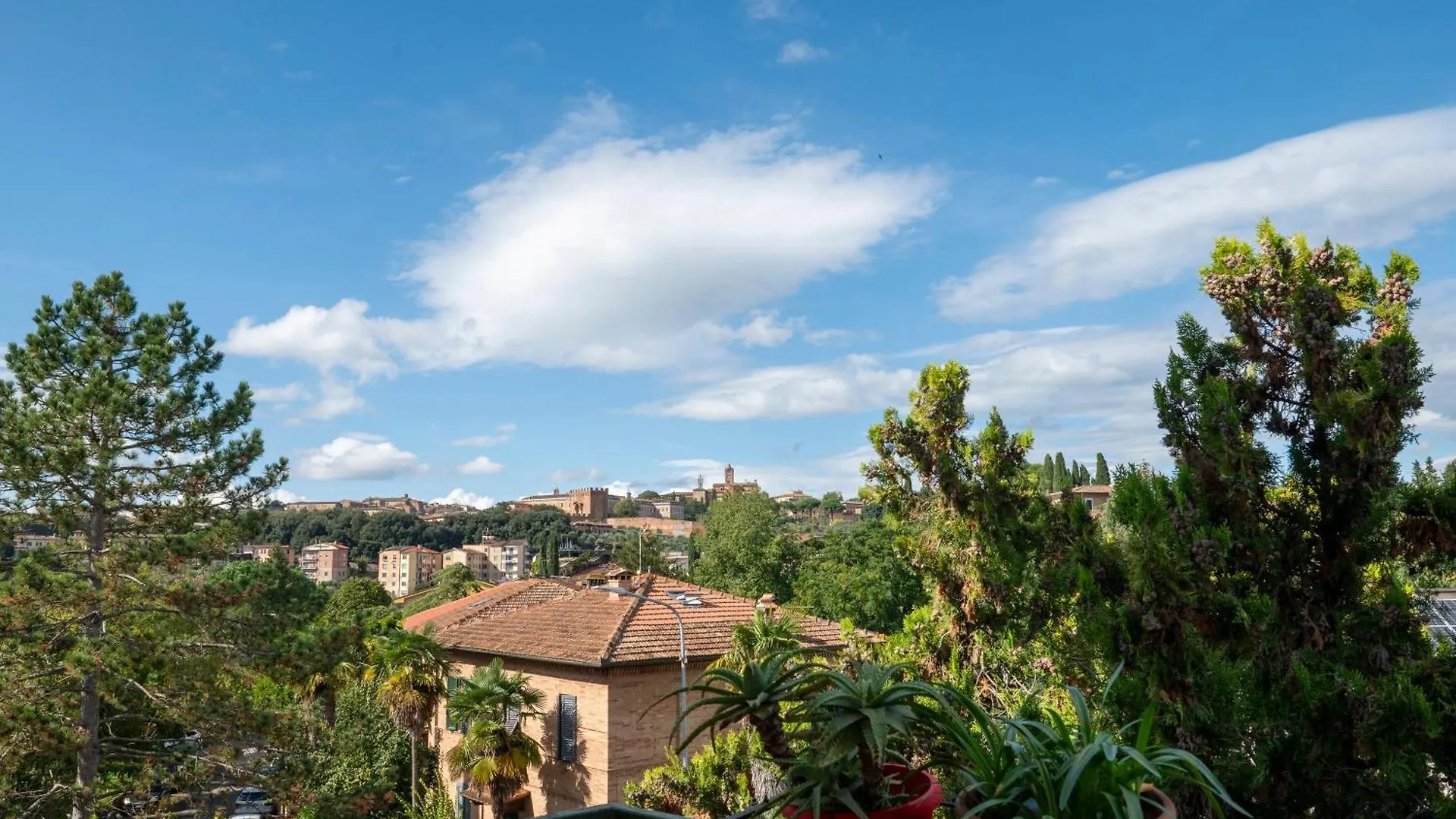 Sofia'S Dreamy Haven Apartment Siena Italy