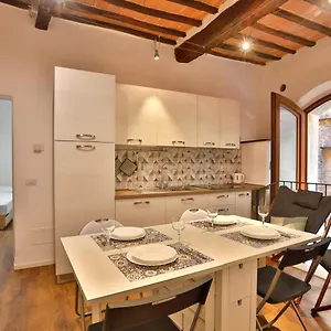 Apartment Indipendente Vicino Piazza Del Campo, Siena